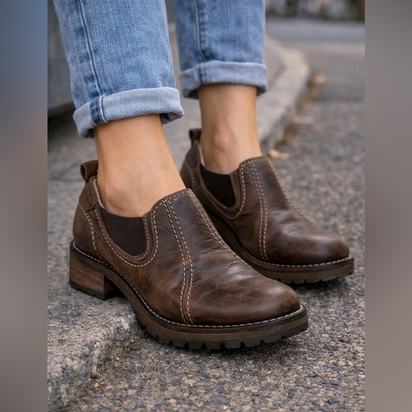 Dromedaris Shoes - Dromedaris Brown Leather Slip-On Comfort Shoes Women’s EU 41 / US 10 Lug Sole